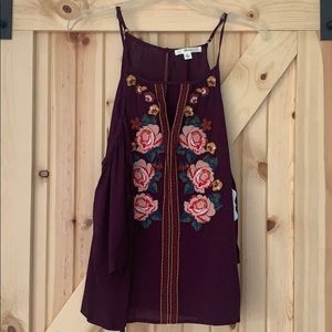 Entourage Clothing | Cold Shoulder Top | NEW | L